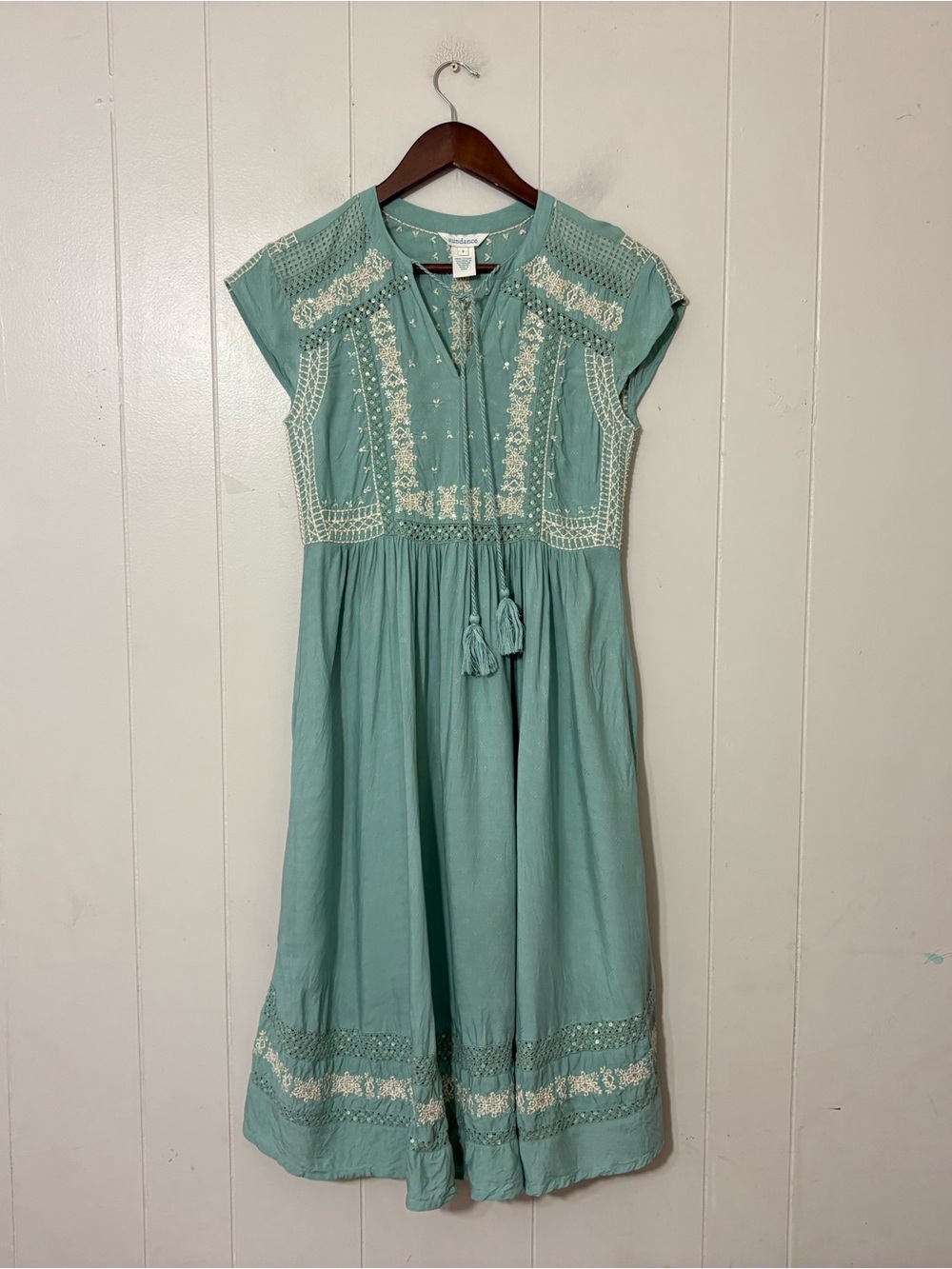 Sundance Aura  Embroidered Dress Size 2 Cottagecore Festival